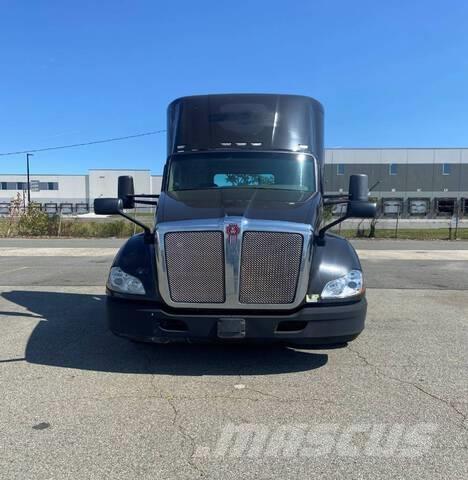 Kenworth T680 Vlačilci