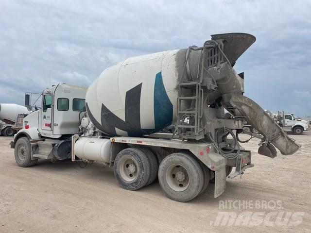 Kenworth T800 Drugi tovornjaki