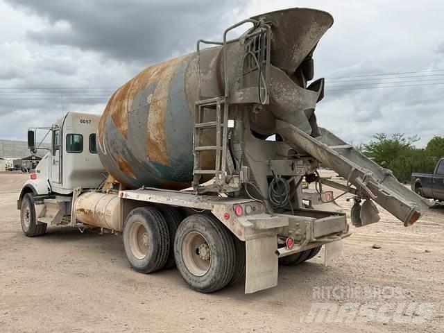 Kenworth T800 Drugi tovornjaki