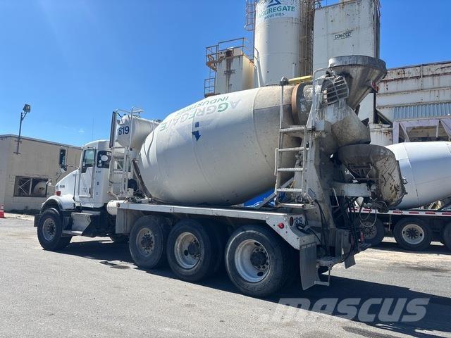 Kenworth T800 Drugi tovornjaki