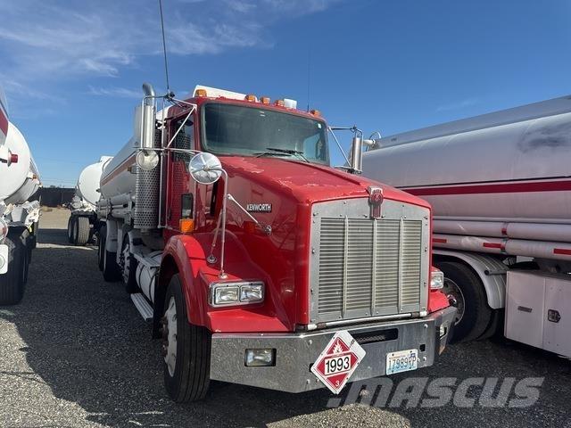 Kenworth T800 Tovornjaki cisterne