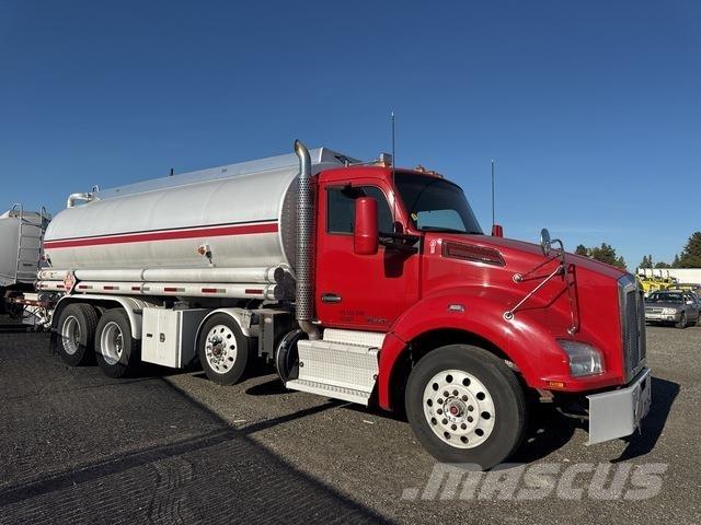 Kenworth T800 Tovornjaki cisterne