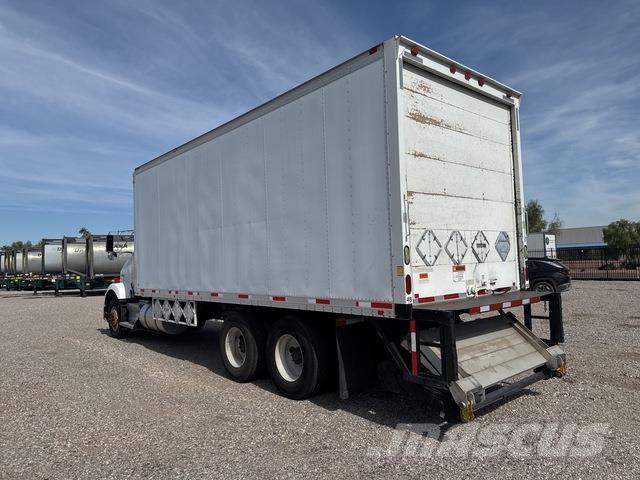 Kenworth T800 Tovornjaki zabojniki