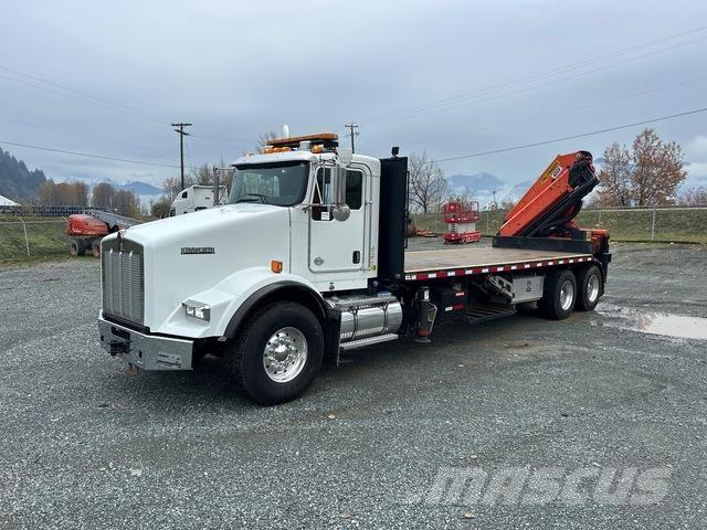 Kenworth T800 Tovornjaki z žerjavom