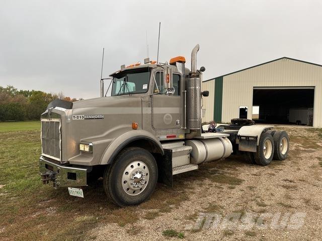 Kenworth T800B Vlečna vozila za tovornjake