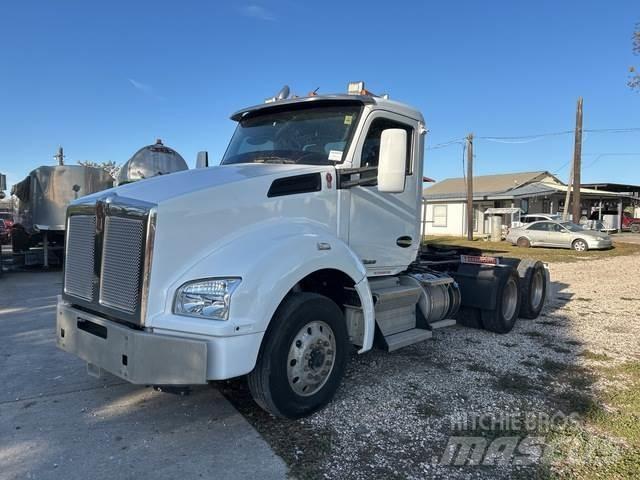 Kenworth T880 Vlačilci