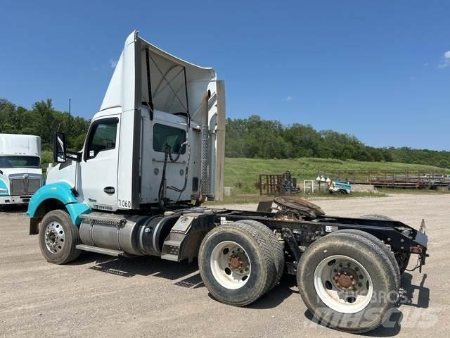 Kenworth T880 Vlačilci