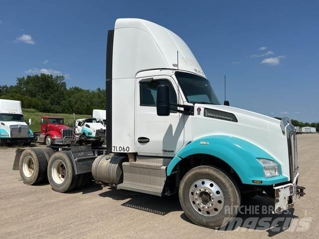 Kenworth T880 Vlačilci