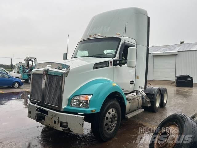 Kenworth T880 Vlačilci