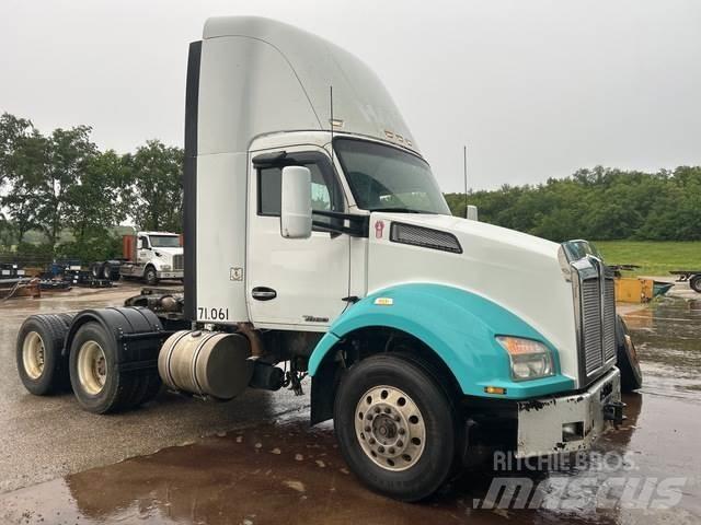 Kenworth T880 Vlačilci