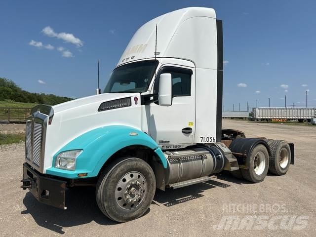 Kenworth T880 Vlačilci