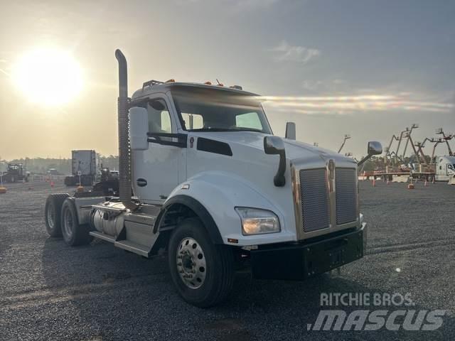 Kenworth T880 Vlačilci