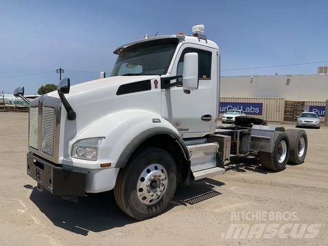 Kenworth T880 Vlačilci