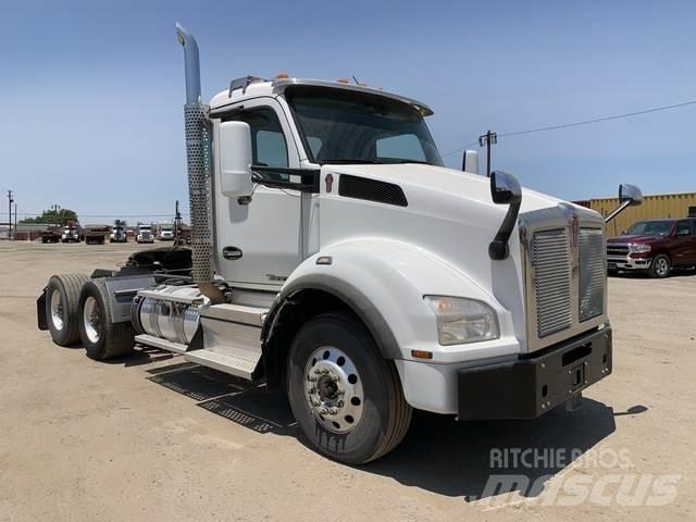 Kenworth T880 Vlačilci
