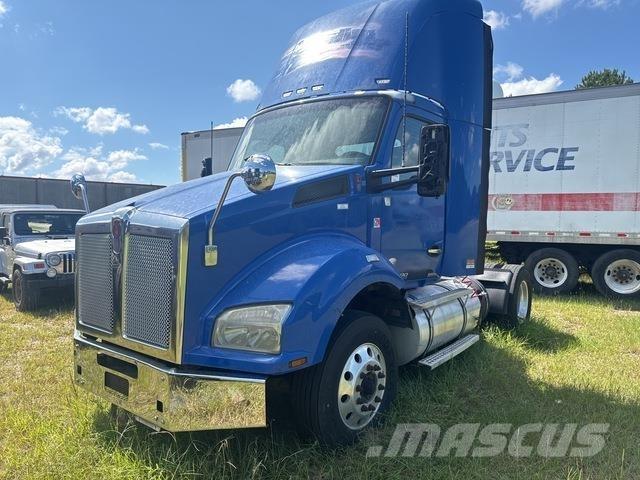 Kenworth T880 Vlačilci