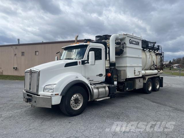 Kenworth T880 Bagri goseničarji