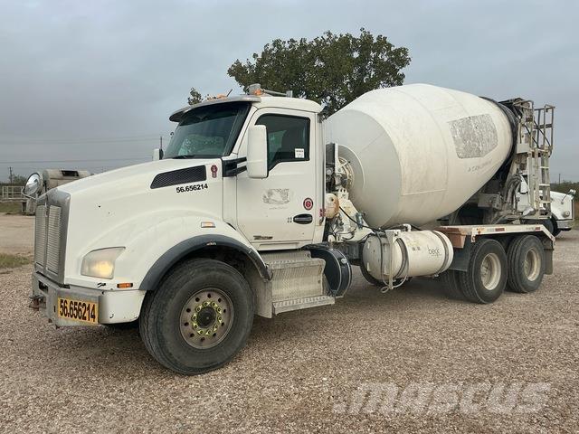 Kenworth T880 Drugi tovornjaki