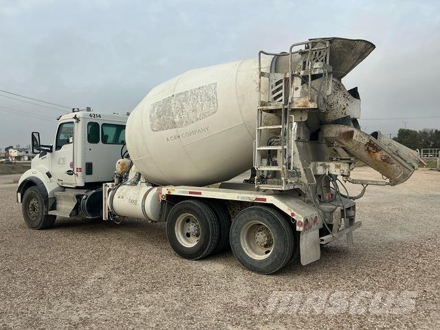 Kenworth T880 Drugi tovornjaki