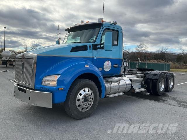 Kenworth T880 Vlačilci