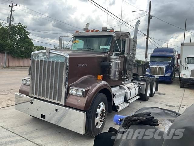Kenworth W900 Vlačilci