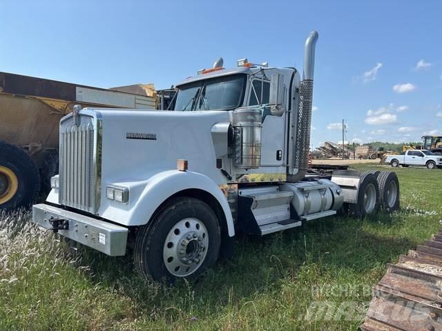 Kenworth W900 Vlačilci
