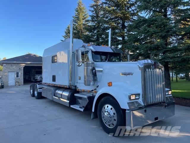 Kenworth W900L Vlačilci