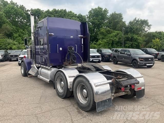 Kenworth W900L Vlačilci