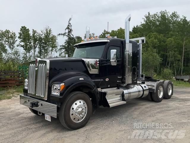 Kenworth W990 Vlačilci