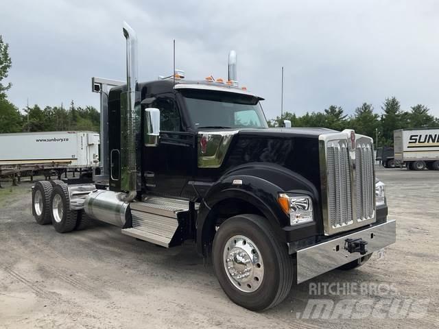Kenworth W990 Vlačilci