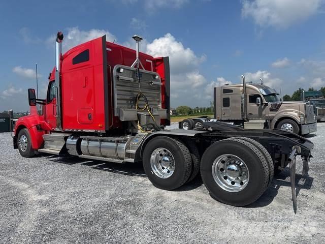 Kenworth W990 Vlačilci
