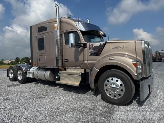 Kenworth W990 Vlačilci