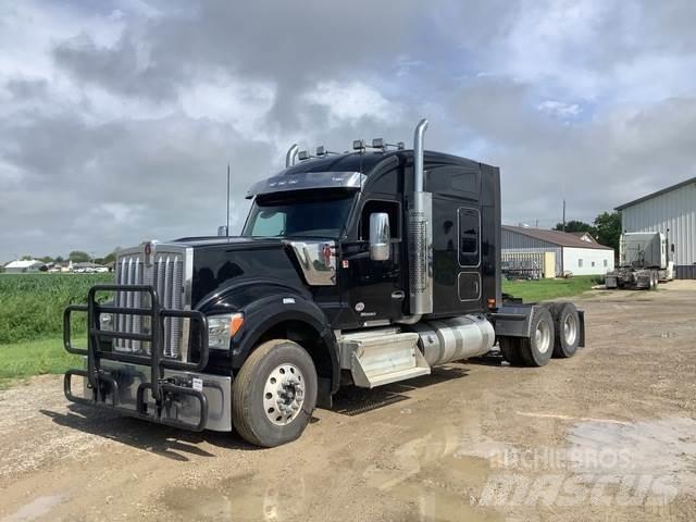 Kenworth W990 Vlačilci