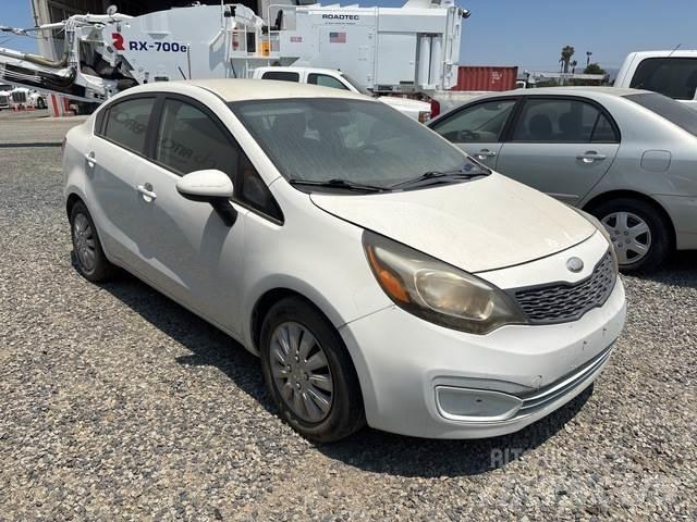 Kia Rio Avtomobili