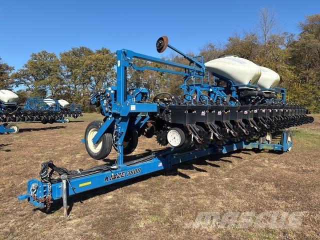 Kinze 3600 Sadilniki