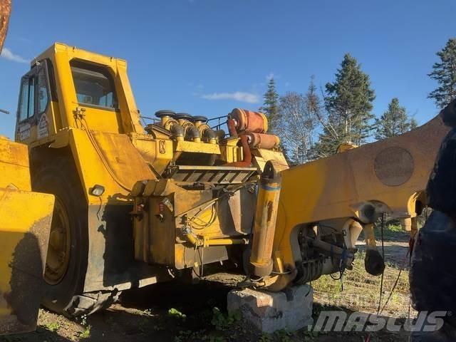 Komatsu 330M Zglobni demperji