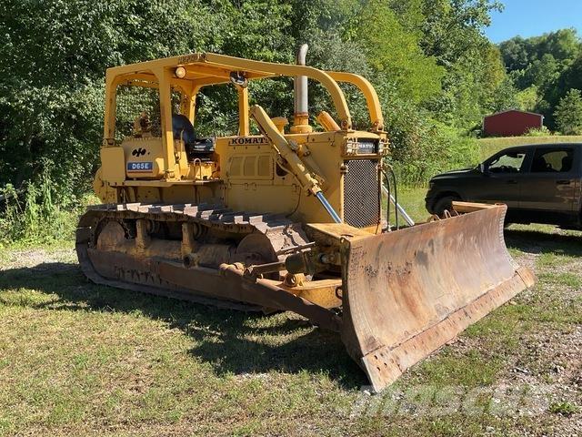 Komatsu D65E-6 Buldožerji goseničarji