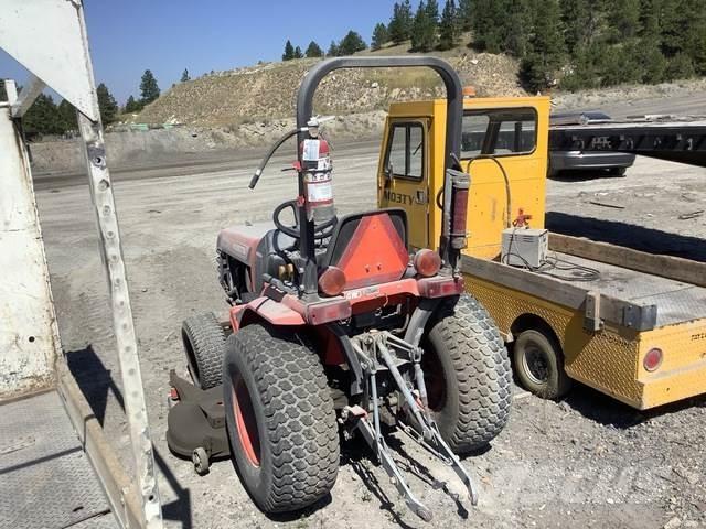 Kubota B2400HD Traktorji