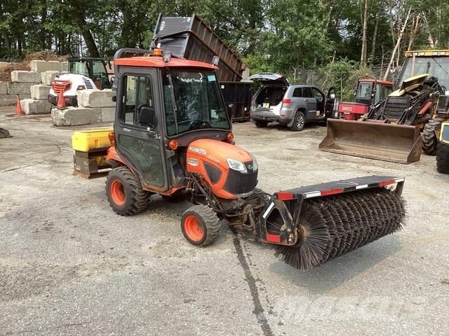 Kubota BX2380 Manjši traktorji