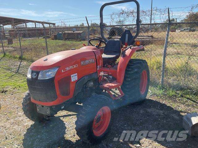 Kubota L3200DT Manjši traktorji