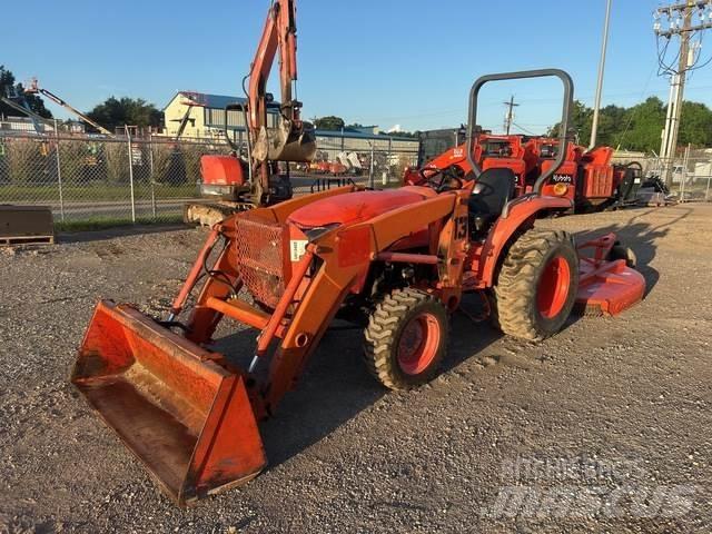 Kubota L3800 Manjši traktorji