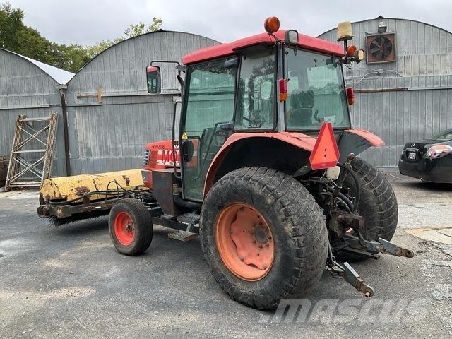 Kubota M4900 Traktorji