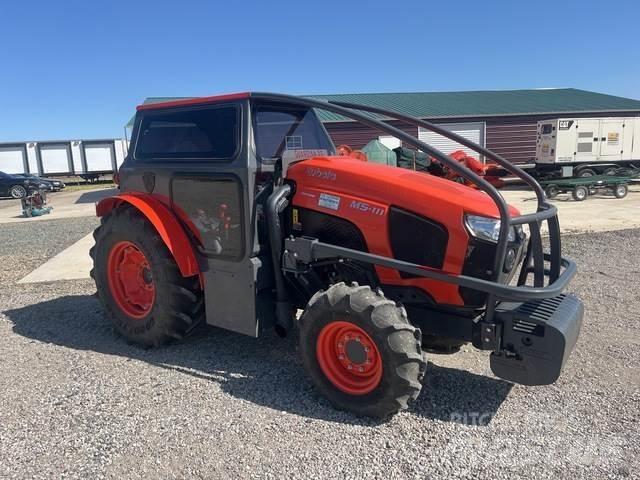 Kubota M5-111N Traktorji