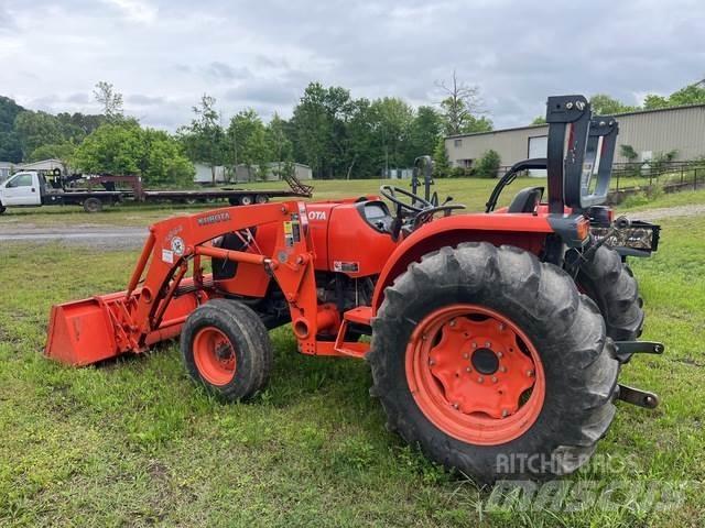 Kubota MX4700F Manjši traktorji