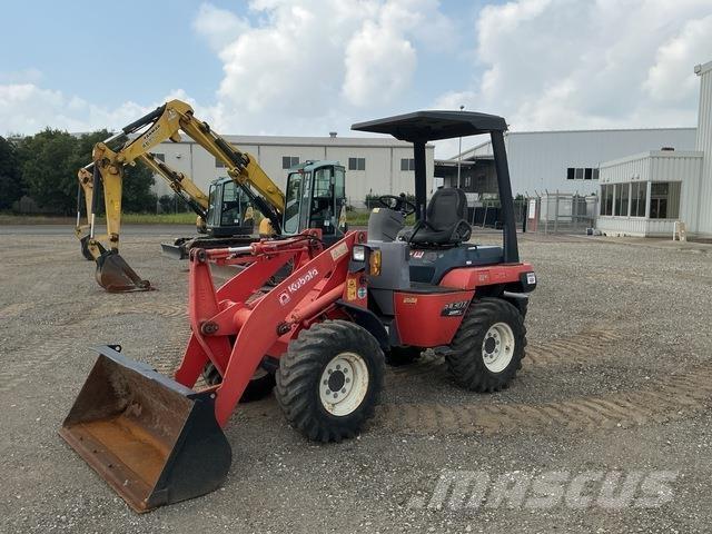 Kubota R430Z Kolesni nakladalci