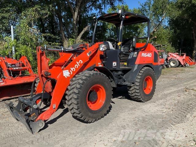 Kubota R640R41 Kolesni nakladalci