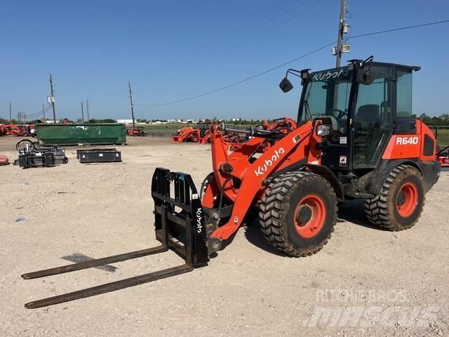 Kubota R640R43 Kolesni nakladalci