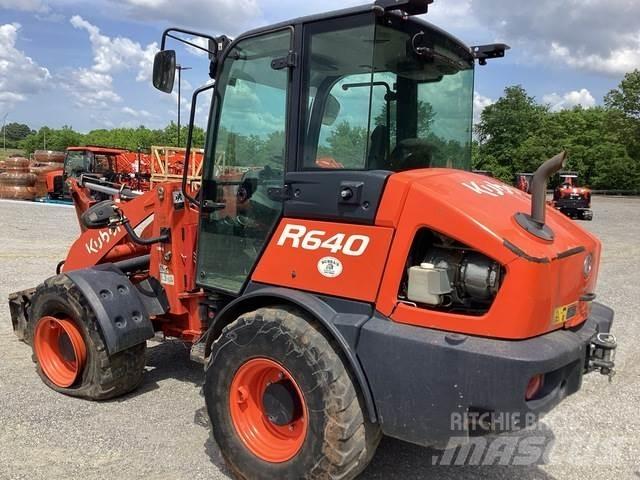 Kubota R640R43 Kolesni nakladalci