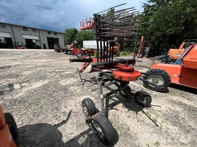 Kubota RA1042T Obračalniki in zgrabljalniki