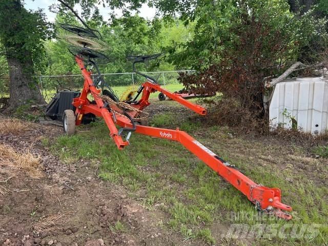 Kubota RA210CR Obračalniki in zgrabljalniki