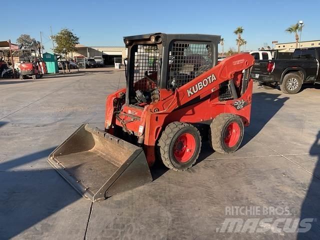 Kubota SSV65 Skid steer mini nakladalci
